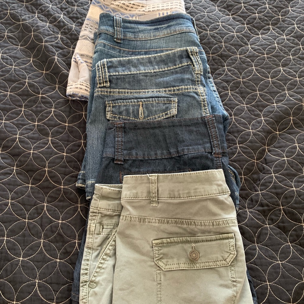 Shorts ! - Picture 2 of 5